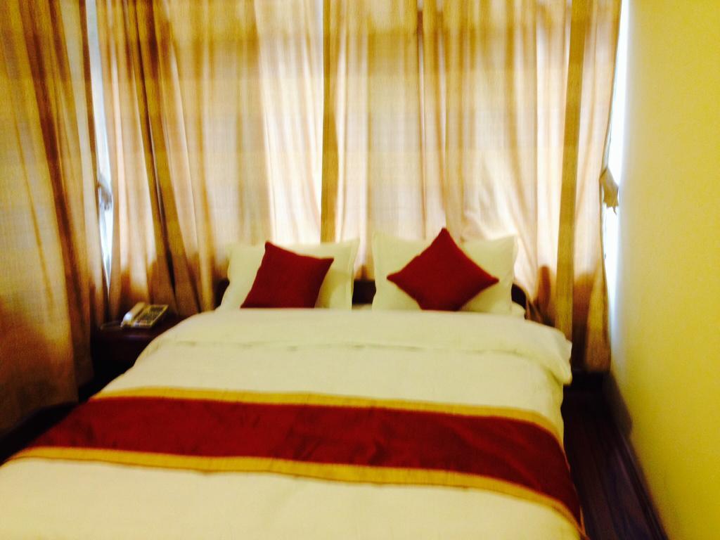 Potala Tourist Home Катманду Экстерьер фото
